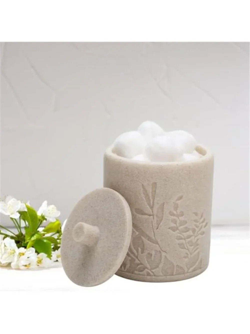 Beige Bathroom Accessories Set Resin Soap Dispenser Toothbrush Holder Soap Dish